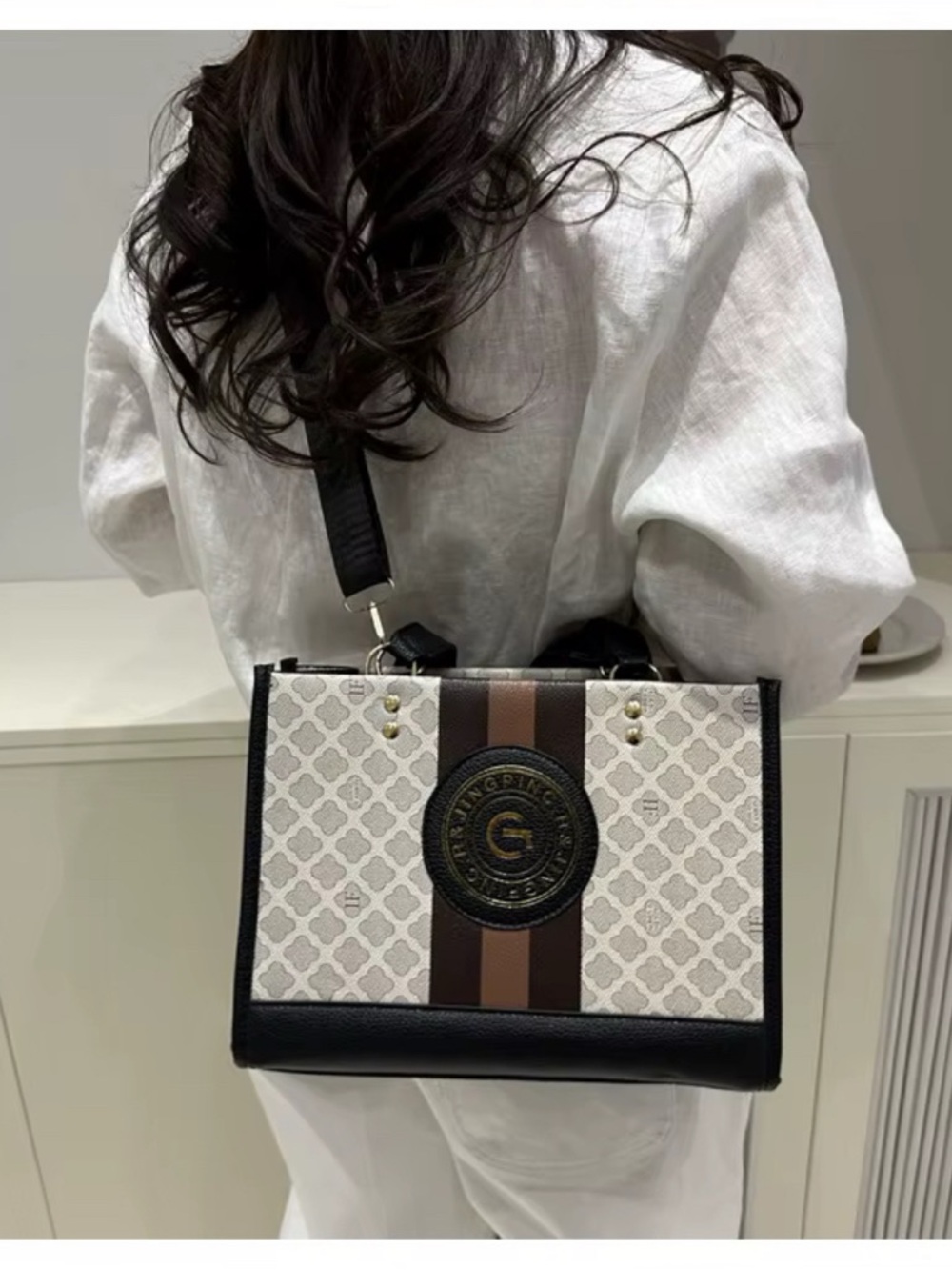 Monogram Stripe Tote Bag G Logo Medallion Top Handle Crossbody Shoulder Bag NIP